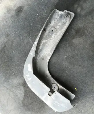 Opel Astra J Front mudguard 32026274