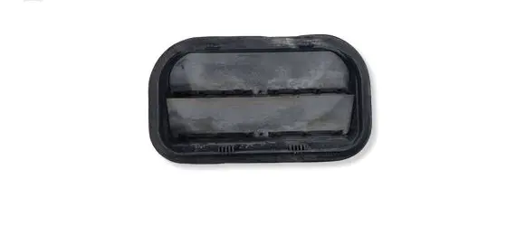 Ford Mustang VI Quarter panel pressure vent 3C3A54280B62