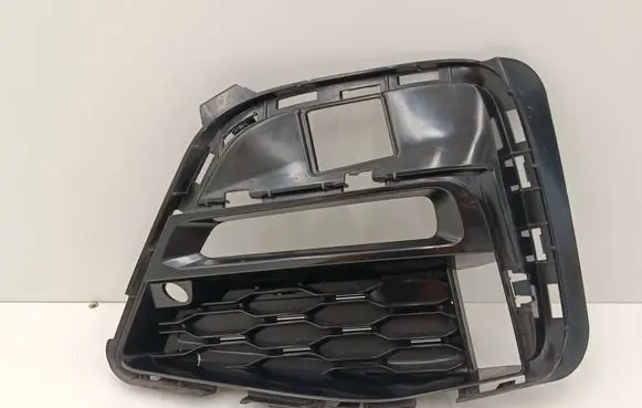 BMW 3 G20 G21 Front bumper lower grill 8069371 8069369