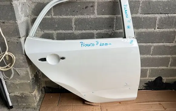 KIA Picanto Rear door