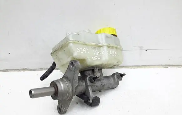 Seat Ibiza IV (6J,6P) Master brake cylinder 6R0611301A