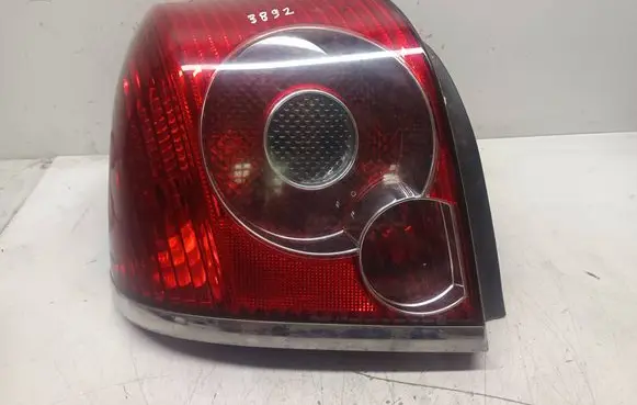 Toyota Avensis T250 Rear/tail lights 351105102