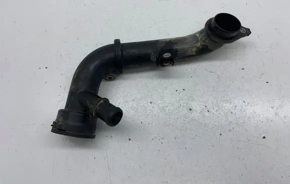 Mercedes-Benz E W212 Engine coolant pipe/hose A6512000251
