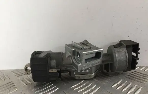 Ford Focus C-MAX Ignition lock 3M513F880AA