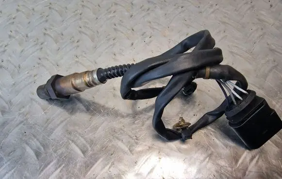 Audi A8 S8 D2 4D Lambda probe sensor 077906265AE
