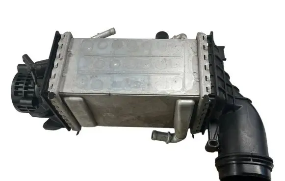 Volkswagen Golf VIII Intercooler radiator 04E145785E