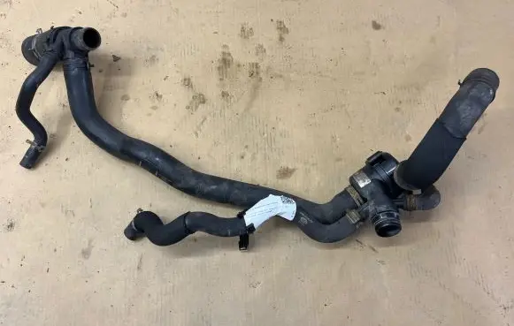 Land Rover Range Rover Sport L320 Thermostat AH228K515AA AH228584AB