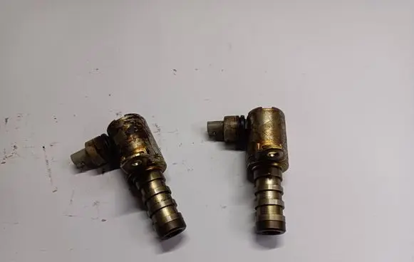 Ford F150 Camshaft position sensor AT4E6B297JC AT4E