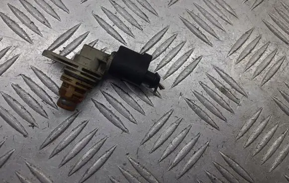 Skoda Fabia Mk1 (6Y) Camshaft vanos timing valve 030907601D