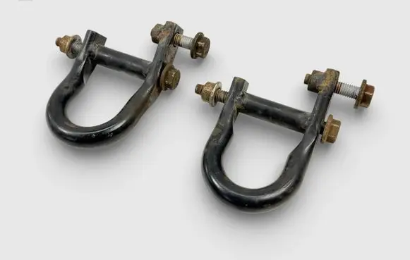 Cadillac Escalade Towing hook eye 15827191 15201094