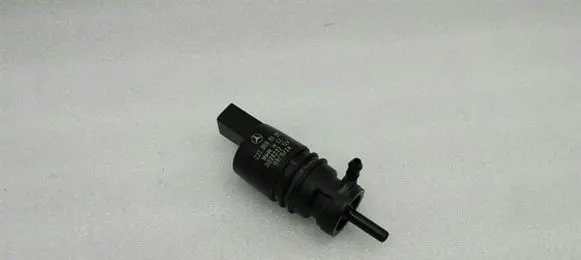 Mercedes-Benz E W212 Windscreen/windshield washer pump A2218690121