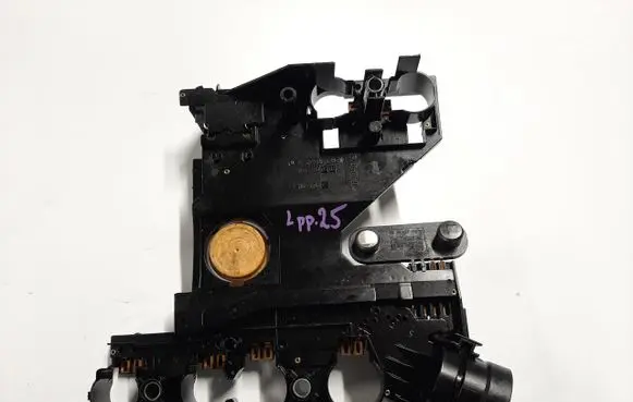 Mercedes-Benz E W210 Transfer box differential control unit 1402700561