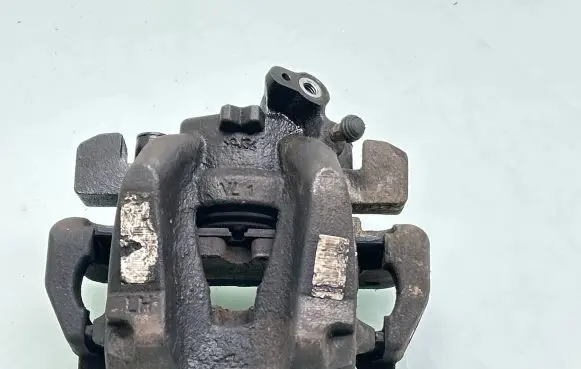 Citroen Berlingo Front brake caliper