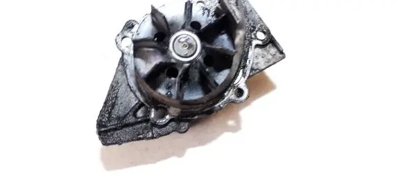 Citroen C5 Water pump 9630772610