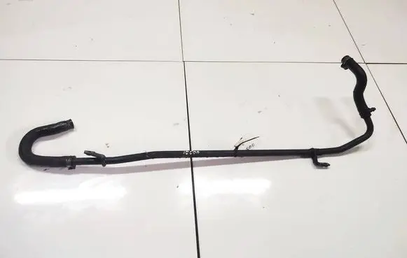 Volkswagen Golf III Engine coolant pipe/hose