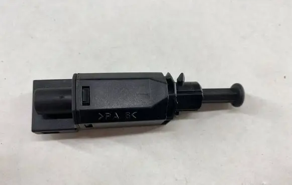 Clutch pedal sensor