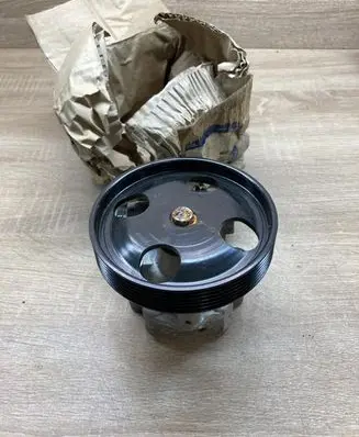 Ford Fusion Power steering pump 2S6C3A696DD 2S6C3A606DD
