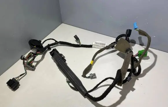 Volvo S60 Front door wiring loom 31275427