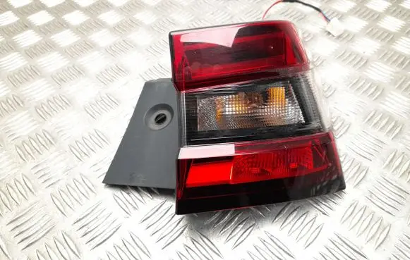 Nissan Juke II F16 Rear/tail lights 265506PA0A