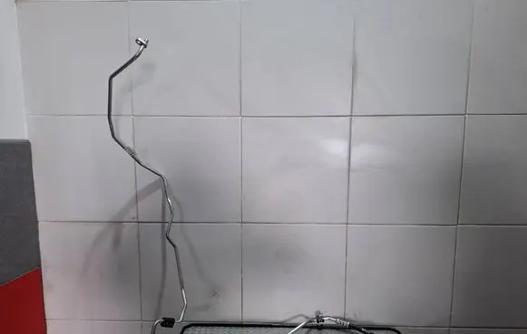 Renault Trafic III (X82) Air conditioning (A/C) pipe/hose 924402507R