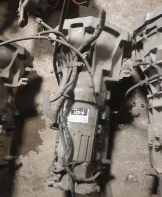 Suzuki XL7 I Automatic gearbox 01EQ228085 2100052D10 52D10