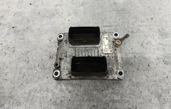 Opel Corsa C Engine control unit/module ECU 553543270261208393