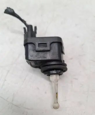 Audi A3 S3 8L Headlight level adjustment motor 31G56b 007878