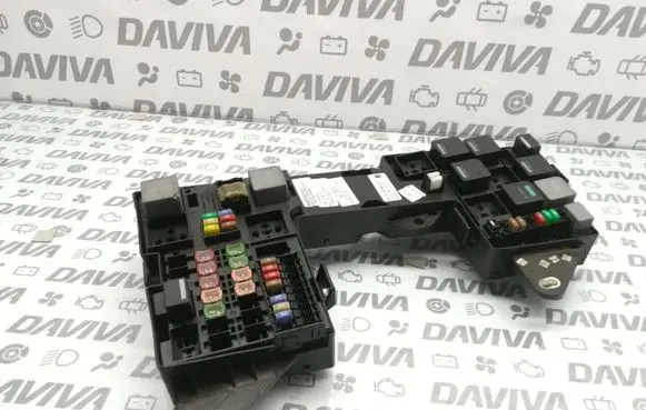Jaguar XF Fuse box set 8X2T-14290-TD