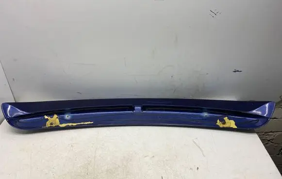 Toyota Avensis T250 Rear window tailgate spoiler PZ40250471