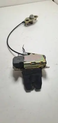 Volvo S80 Loading door lock Z30684 8687398