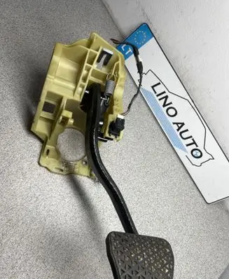 BMW 5 E60 E61 Brake pedal 6769221 6759944