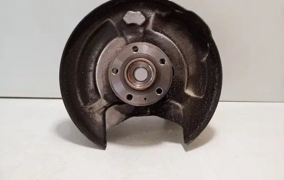 Volvo XC60 Rear wheel hub 32395004