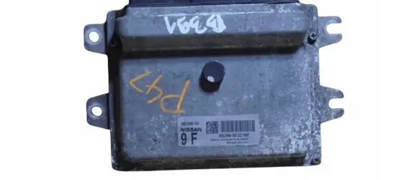 Nissan Juke I F15 Engine control unit/module MEC940160