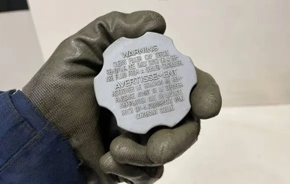Hyundai i20 (PB PBT) Brake fluid reservoir 