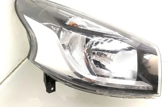 Renault Trafic III (X82) Headlight/headlamp 260109424R 1EE01141022