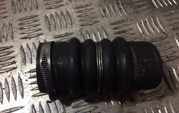 Intercooler hose/pipe