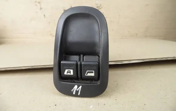 Peugeot 206 Quarter vent window switch 