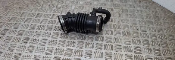 Nissan X-Trail T30 Air intake hose/pipe
