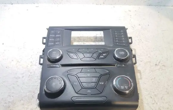 Ford Fusion II Radio/GPS head unit trim DS7T18E243ER