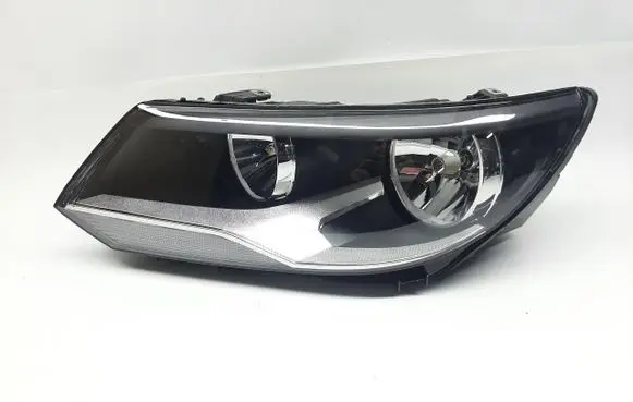 Volkswagen Tiguan Headlight/headlamp 5N1941005B