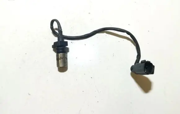 Volvo S80 Crankshaft position sensor 1275599 029600-0650