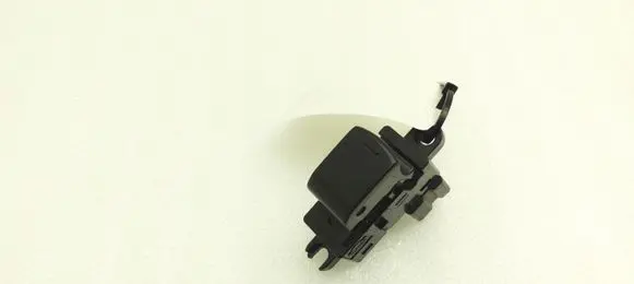 Nissan Qashqai+2 Electric window control switch 25411JD000