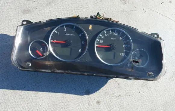 Nissan Pathfinder R51 Speedometer (instrument cluster) 24810EB208