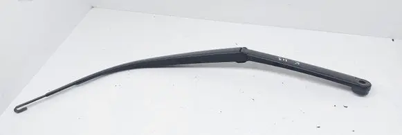 Honda CR-V Front wiper blade arm