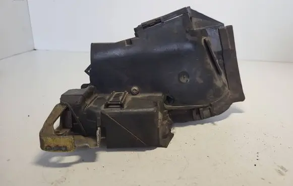 BMW 7 E38 Front door lock 8235112