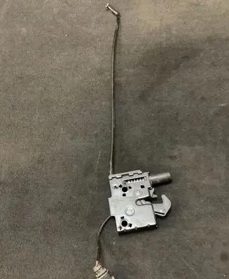 Audi Q8 Engine bonnet/hood lock/catch 4M882350904S