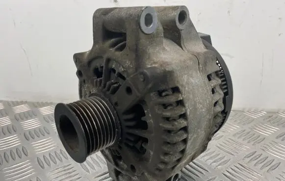 BMW X5 E70 Generator/alternator 1042106071 7591529