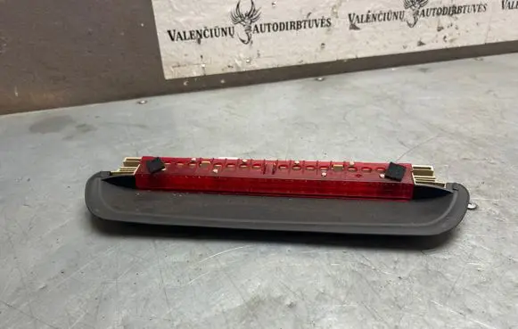 BMW 3 E92 E93 Third/center stoplight 7180652 479306