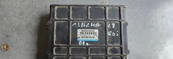 Mitsubishi Carisma Engine control unit/module MR388802