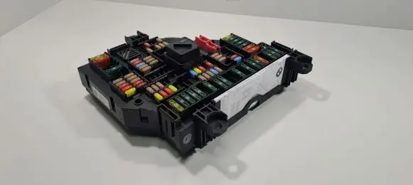BMW 5 F10 F11 Fuse box set 9210857